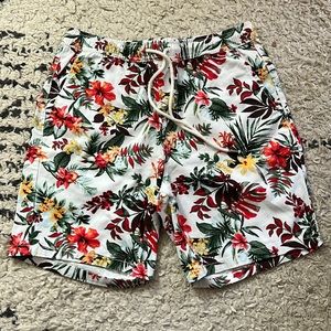 Forever 21 Shorts Floral